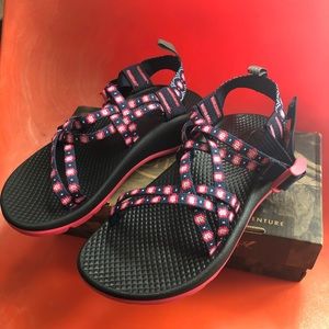 Girls Chaco ZX1 Ecotread sandals nwt
